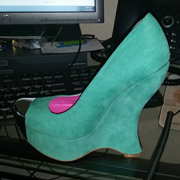 Qupid mint suede pump - Picture 1 of 2
